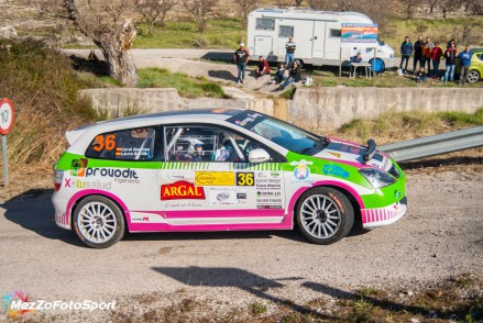 El Honda de Laura Bonillo en una carrera