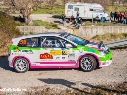 El Honda de Laura Bonillo en una carrera